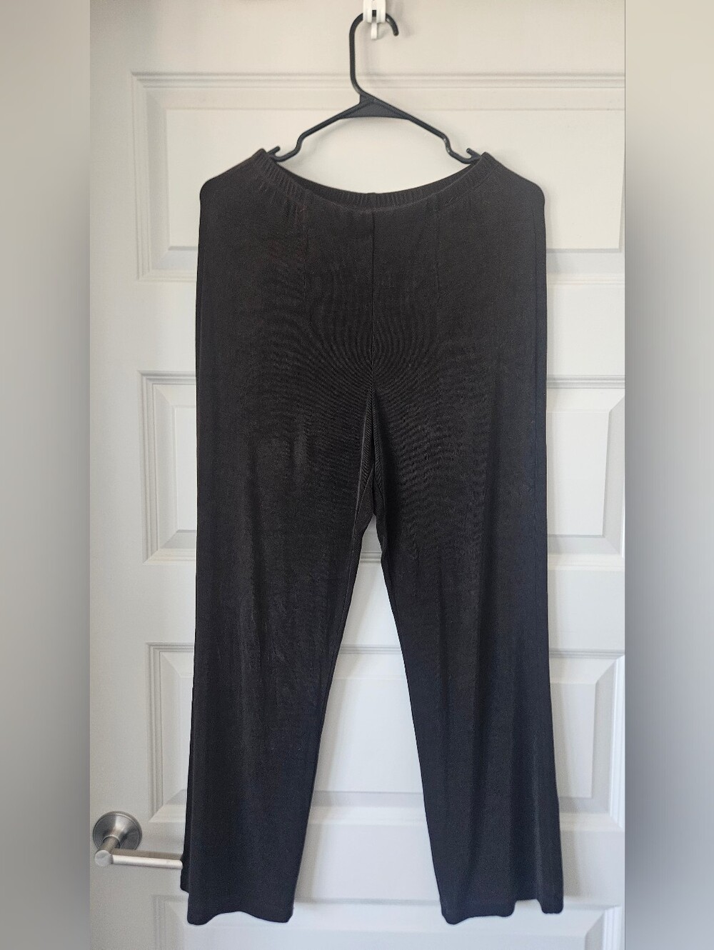 Chico's Travelers No Tummy Pants Size: Small Short Cocoa Bean Color